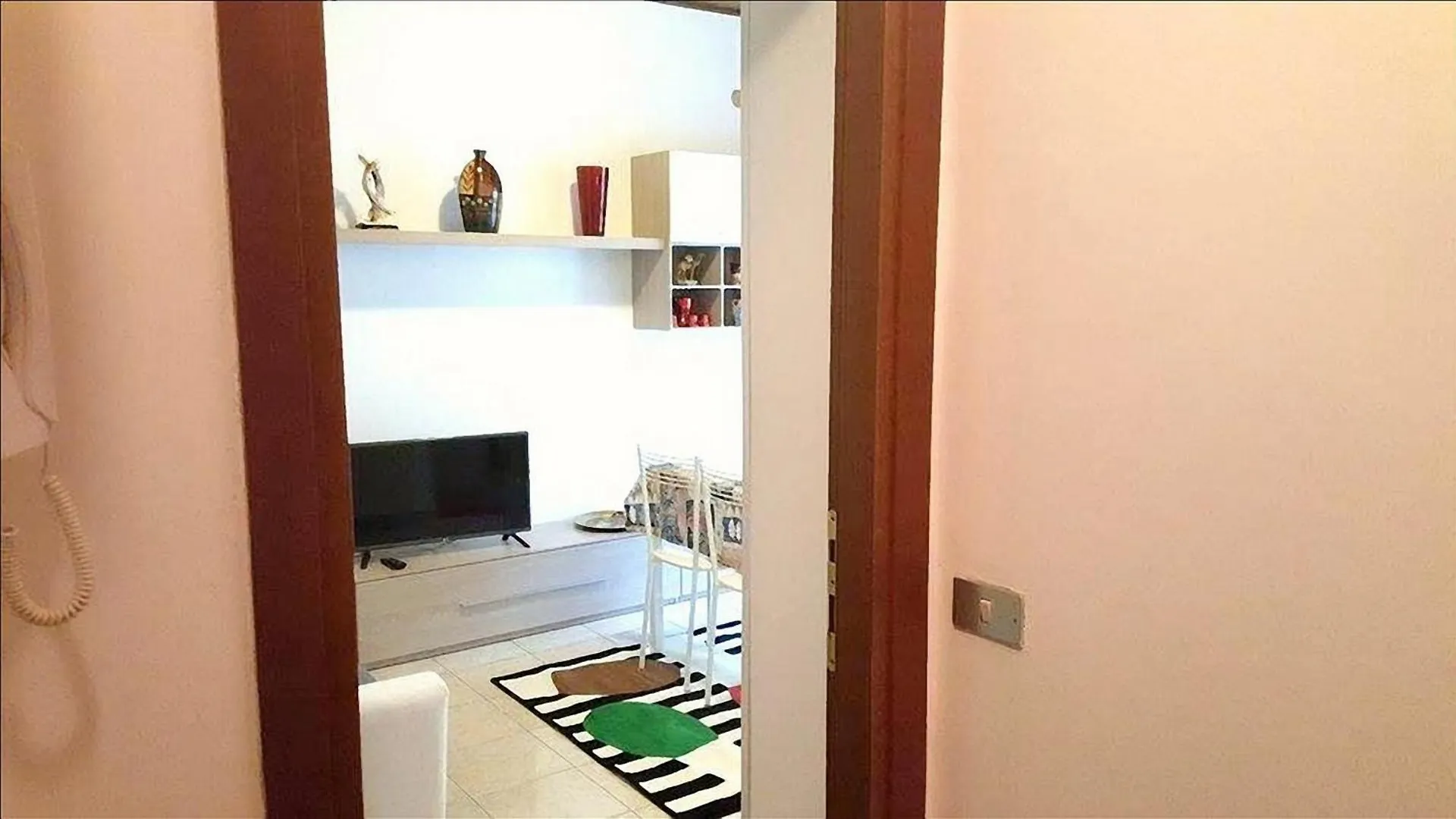 Rogoredo Apartments ميلان