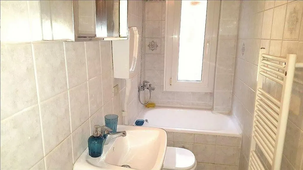 Rogoredo Apartments ميلان 0*,  إيطاليا